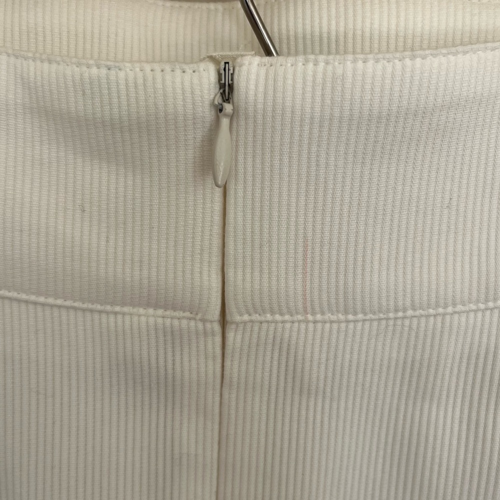 Escada Ribbed Skirt - Picture 4 of 7